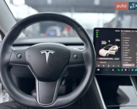 Білий Тесла Модель 3, об'ємом двигуна 0 л та пробігом 118 тис. км за 14999 $, фото 67 на Automoto.ua