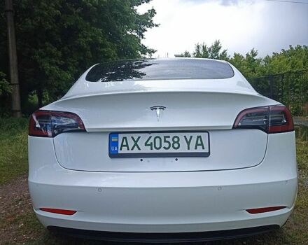 Білий Тесла Модель 3, об'ємом двигуна 0 л та пробігом 119 тис. км за 15250 $, фото 12 на Automoto.ua