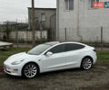Белый Тесла Модель 3, объемом двигателя 0 л и пробегом 202 тыс. км за 13900 $, фото 1 на Automoto.ua