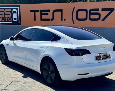 Белый Тесла Модель 3, объемом двигателя 0 л и пробегом 95 тыс. км за 17497 $, фото 7 на Automoto.ua