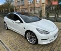 Білий Тесла Модель 3, об'ємом двигуна 0 л та пробігом 86 тис. км за 18600 $, фото 1 на Automoto.ua