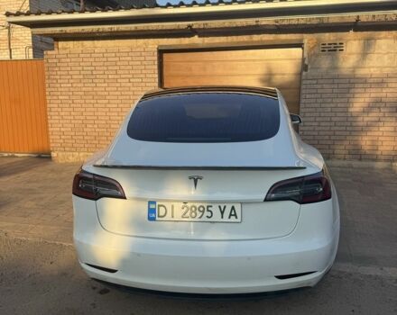 Белый Тесла Модель 3, объемом двигателя 0 л и пробегом 124 тыс. км за 14999 $, фото 7 на Automoto.ua