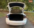 Белый Тесла Модель 3, объемом двигателя 0 л и пробегом 176 тыс. км за 15800 $, фото 4 на Automoto.ua