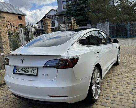 Білий Тесла Модель 3, об'ємом двигуна 0 л та пробігом 86 тис. км за 18600 $, фото 4 на Automoto.ua