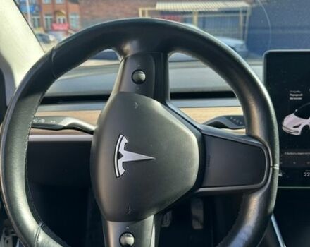 Белый Тесла Модель 3, объемом двигателя 0 л и пробегом 180 тыс. км за 16000 $, фото 8 на Automoto.ua