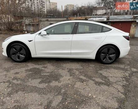 Белый Тесла Модель 3, объемом двигателя 0 л и пробегом 93 тыс. км за 15800 $, фото 11 на Automoto.ua