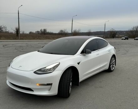 Белый Тесла Модель 3, объемом двигателя 0 л и пробегом 96 тыс. км за 20000 $, фото 5 на Automoto.ua