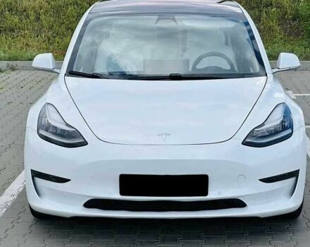 Белый Тесла Модель 3, объемом двигателя 0 л и пробегом 76 тыс. км за 12400 $, фото 1 на Automoto.ua