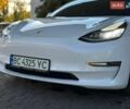 Белый Тесла Модель 3, объемом двигателя 0 л и пробегом 185 тыс. км за 15700 $, фото 3 на Automoto.ua