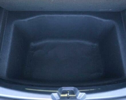 Тесла Модель 3 2018 в Киеве на Automoto.ua Белый Тесла Модель 3, объемом двигателя 0 л и пробегом 43 тыс. км за 7500 $, фото 12 на Automoto.ua