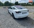 Білий Тесла Модель 3, об'ємом двигуна 0 л та пробігом 163 тис. км за 16400 $, фото 13 на Automoto.ua