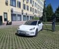 Білий Тесла Модель 3, об'ємом двигуна 0 л та пробігом 90 тис. км за 17507 $, фото 3 на Automoto.ua