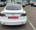 Белый Тесла Модель 3, объемом двигателя 0 л и пробегом 55 тыс. км за 22000 $, фото 2 на Automoto.ua