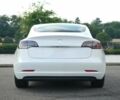 Тесла Модель 3 2018 в Киеве на Automoto.ua Белый Тесла Модель 3, объемом двигателя 0 л и пробегом 43 тыс. км за 7500 $, фото 4 на Automoto.ua