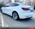 Білий Тесла Модель 3, об'ємом двигуна 0 л та пробігом 114 тис. км за 19000 $, фото 3 на Automoto.ua