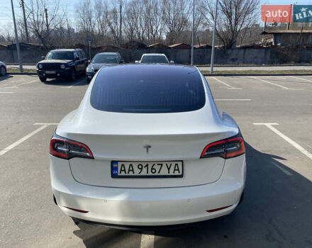 Белый Тесла Модель 3, объемом двигателя 0 л и пробегом 160 тыс. км за 18900 $, фото 5 на Automoto.ua