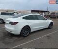 Білий Тесла Модель 3, об'ємом двигуна 0 л та пробігом 66 тис. км за 5800 $, фото 5 на Automoto.ua