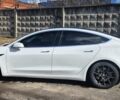 Білий Тесла Модель 3, об'ємом двигуна 0 л та пробігом 132 тис. км за 15300 $, фото 3 на Automoto.ua