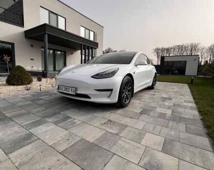 Белый Тесла Модель 3, объемом двигателя 0 л и пробегом 132 тыс. км за 20100 $, фото 31 на Automoto.ua