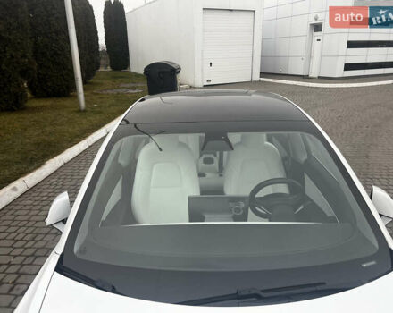 Белый Тесла Модель 3, объемом двигателя 0 л и пробегом 85 тыс. км за 19399 $, фото 20 на Automoto.ua