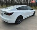 Белый Тесла Модель 3, объемом двигателя 0 л и пробегом 67 тыс. км за 18000 $, фото 7 на Automoto.ua