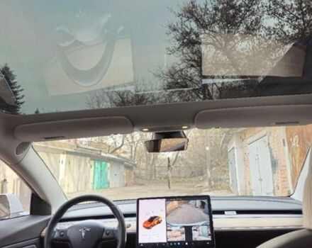 Білий Тесла Модель 3, об'ємом двигуна 0 л та пробігом 160 тис. км за 17000 $, фото 25 на Automoto.ua