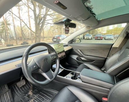 Білий Тесла Модель 3, об'ємом двигуна 0 л та пробігом 195 тис. км за 16000 $, фото 9 на Automoto.ua