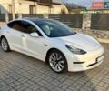 Білий Тесла Модель 3, об'ємом двигуна 0 л та пробігом 78 тис. км за 19500 $, фото 4 на Automoto.ua