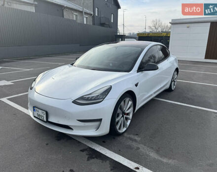 Белый Тесла Модель 3, объемом двигателя 0 л и пробегом 299 тыс. км за 16000 $, фото 7 на Automoto.ua