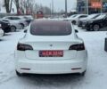 Білий Тесла Модель 3, об'ємом двигуна 0 л та пробігом 140 тис. км за 16000 $, фото 4 на Automoto.ua