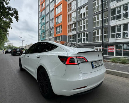 Білий Тесла Модель 3, об'ємом двигуна 0 л та пробігом 115 тис. км за 18500 $, фото 7 на Automoto.ua