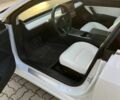 Белый Тесла Модель 3, объемом двигателя 0 л и пробегом 80 тыс. км за 19350 $, фото 20 на Automoto.ua