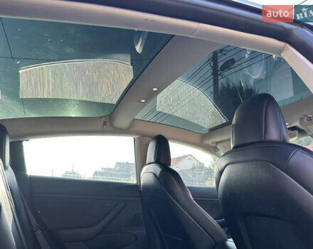 Білий Тесла Модель 3, об'ємом двигуна 0 л та пробігом 94 тис. км за 16800 $, фото 24 на Automoto.ua