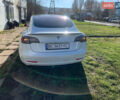 Білий Тесла Модель 3, об'ємом двигуна 0 л та пробігом 121 тис. км за 17500 $, фото 3 на Automoto.ua