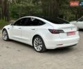 Белый Тесла Модель 3, объемом двигателя 0 л и пробегом 106 тыс. км за 18000 $, фото 2 на Automoto.ua