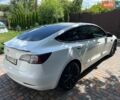 Білий Тесла Модель 3, об'ємом двигуна 0 л та пробігом 126 тис. км за 15500 $, фото 3 на Automoto.ua