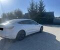 Білий Тесла Модель 3, об'ємом двигуна 0 л та пробігом 62 тис. км за 12930 $, фото 5 на Automoto.ua