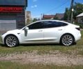 Білий Тесла Модель 3, об'ємом двигуна 0 л та пробігом 119 тис. км за 15250 $, фото 2 на Automoto.ua