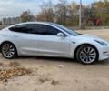Белый Тесла Модель 3, объемом двигателя 0 л и пробегом 0 тыс. км за 17800 $, фото 2 на Automoto.ua
