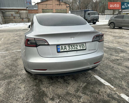 Белый Тесла Модель 3, объемом двигателя 0 л и пробегом 108 тыс. км за 17500 $, фото 16 на Automoto.ua