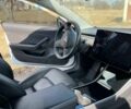 Білий Тесла Модель 3, об'ємом двигуна 0 л та пробігом 51 тис. км за 18500 $, фото 4 на Automoto.ua