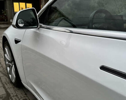 Белый Тесла Модель 3, объемом двигателя 0 л и пробегом 123 тыс. км за 16900 $, фото 13 на Automoto.ua