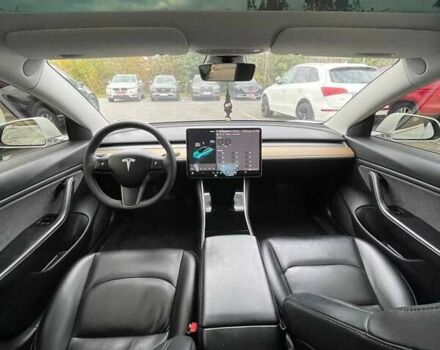 Белый Тесла Модель 3, объемом двигателя 0 л и пробегом 151 тыс. км за 17300 $, фото 19 на Automoto.ua