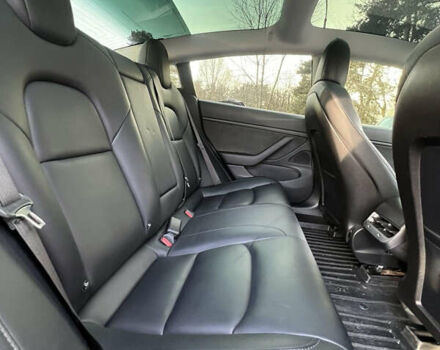 Білий Тесла Модель 3, об'ємом двигуна 0 л та пробігом 195 тис. км за 16000 $, фото 12 на Automoto.ua