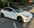 Белый Тесла Модель 3, объемом двигателя 0 л и пробегом 100 тыс. км за 16900 $, фото 1 на Automoto.ua