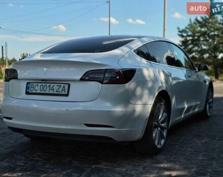 Белый Тесла Модель 3, объемом двигателя 0 л и пробегом 145 тыс. км за 16600 $, фото 13 на Automoto.ua