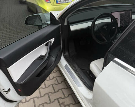 Білий Тесла Модель 3, об'ємом двигуна 0 л та пробігом 144 тис. км за 15500 $, фото 15 на Automoto.ua