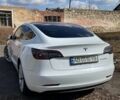 Білий Тесла Модель 3, об'ємом двигуна 0 л та пробігом 51 тис. км за 18500 $, фото 3 на Automoto.ua