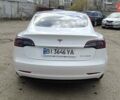 Белый Тесла Модель 3, объемом двигателя 0 л и пробегом 76 тыс. км за 17900 $, фото 4 на Automoto.ua