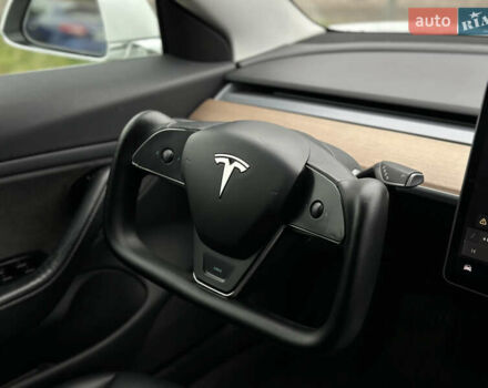Белый Тесла Модель 3, объемом двигателя 0 л и пробегом 202 тыс. км за 13900 $, фото 20 на Automoto.ua
